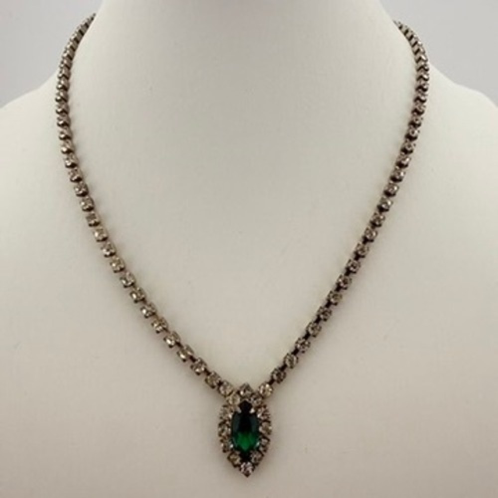 Vintage Emerald Green Rhinestone Necklace Marquise Crystal Tennis Chain Silver